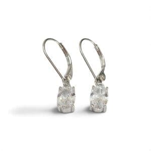 Silver earrings with patent closure and white stone