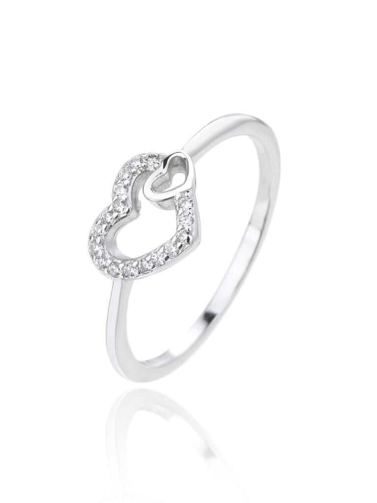 Silver ring with two hearts motif