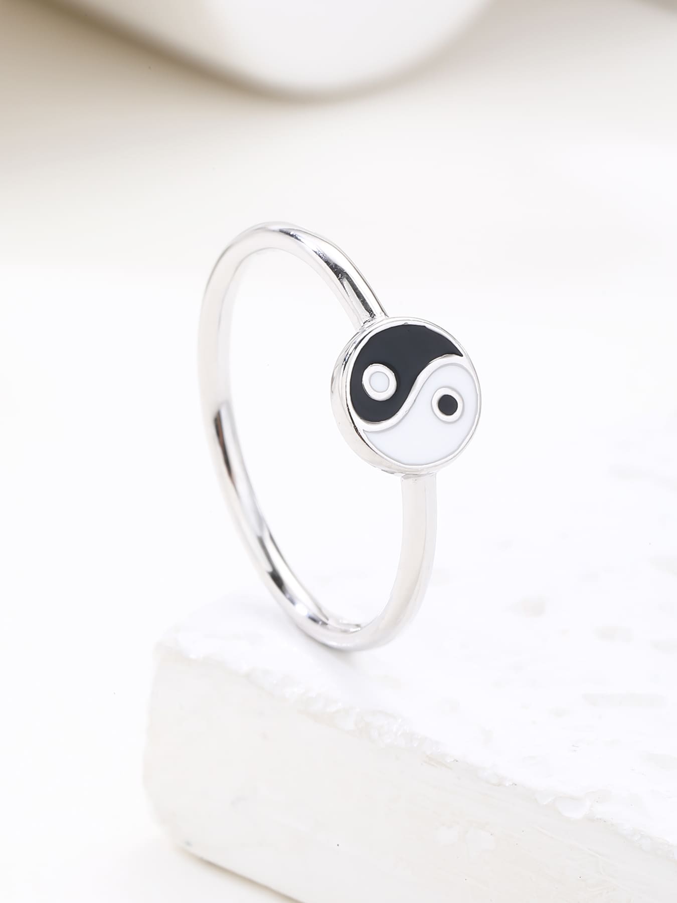 Yin-yang szimbólumos ezüst gyűrű_2