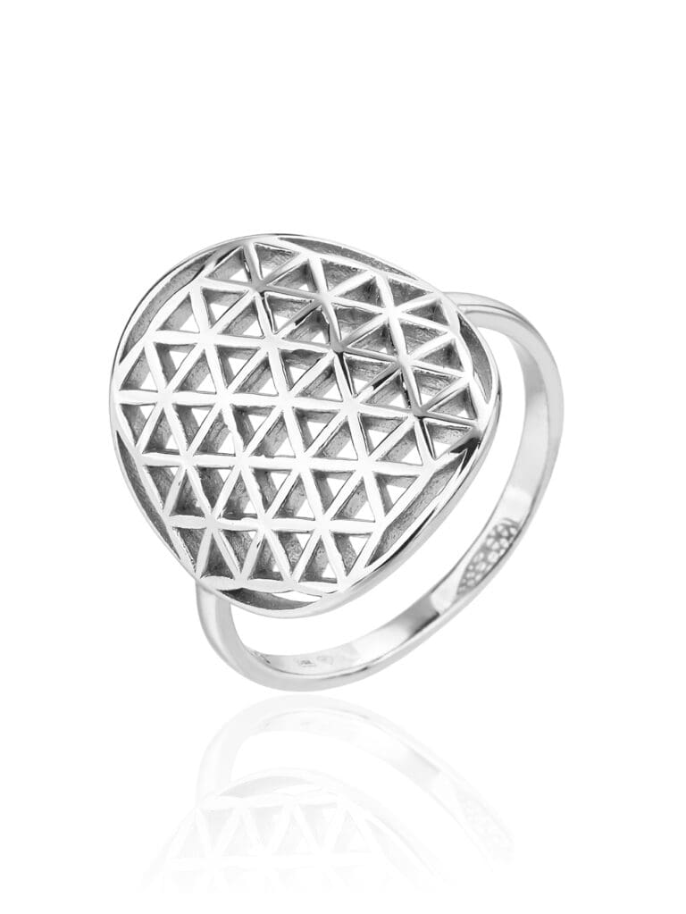 Silver ladies ring with Flower of Life motif