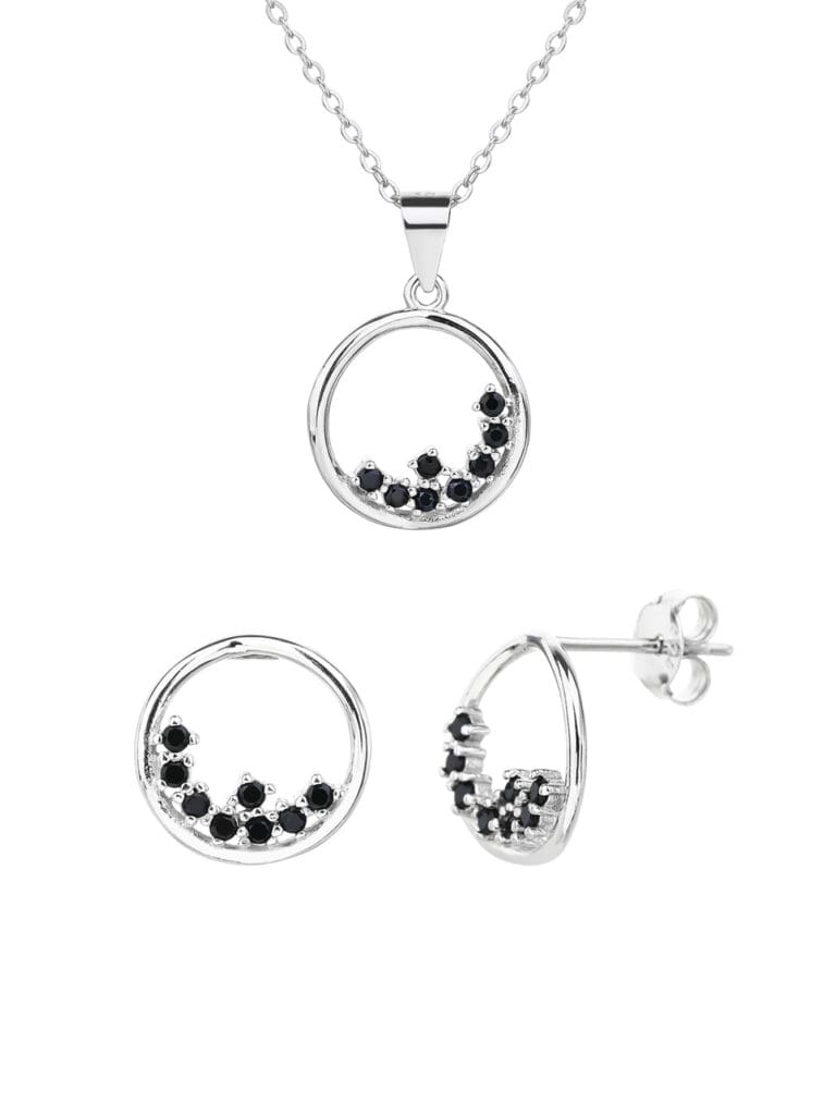 Round black stone jewel set - mystery and elegance