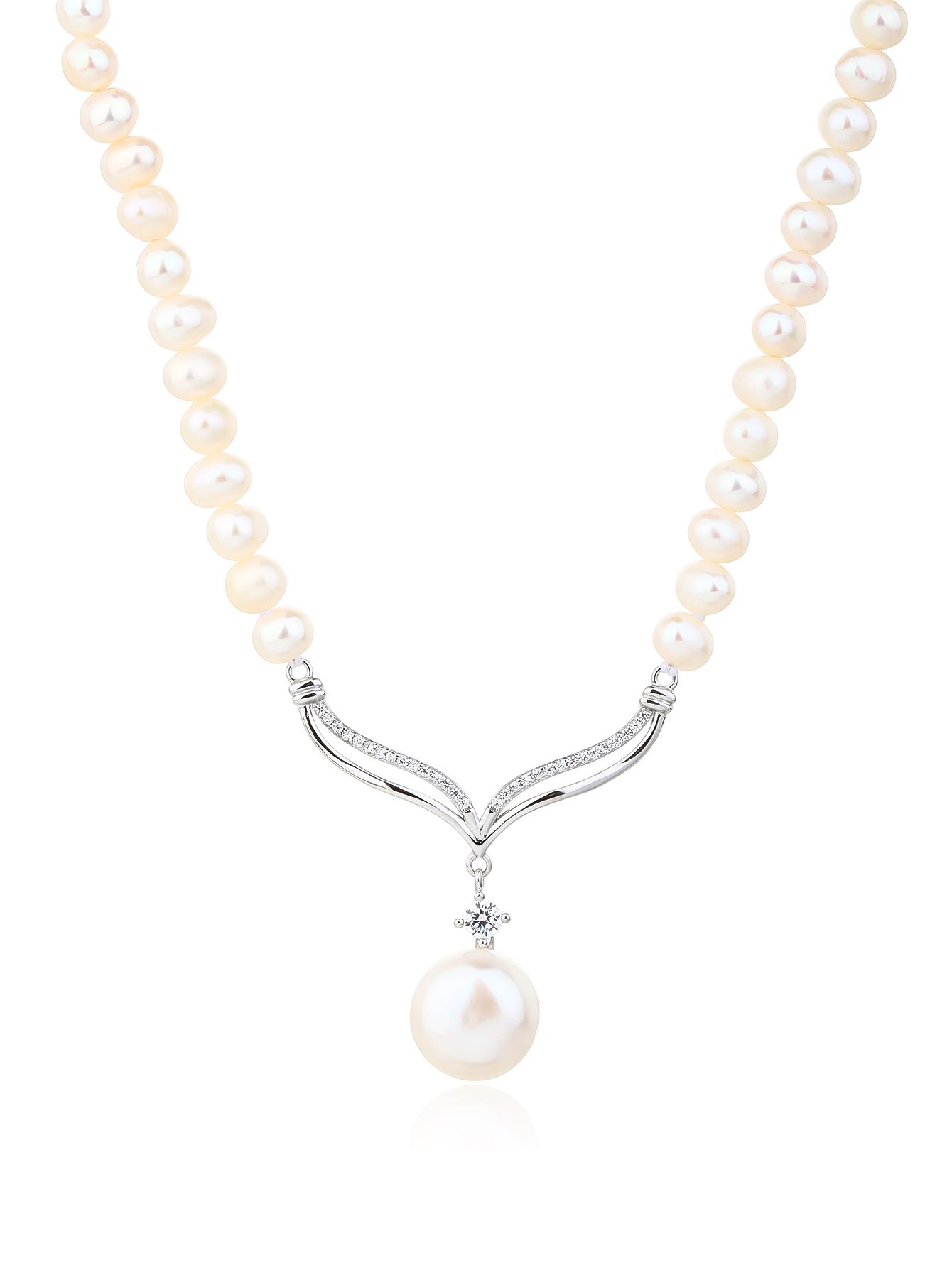 Pearl Necklace with Pendant and Zirconia Stones 3